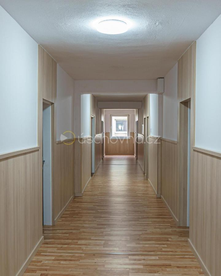 Hotel Garni Повазька-Бистріца Екстер'єр фото
