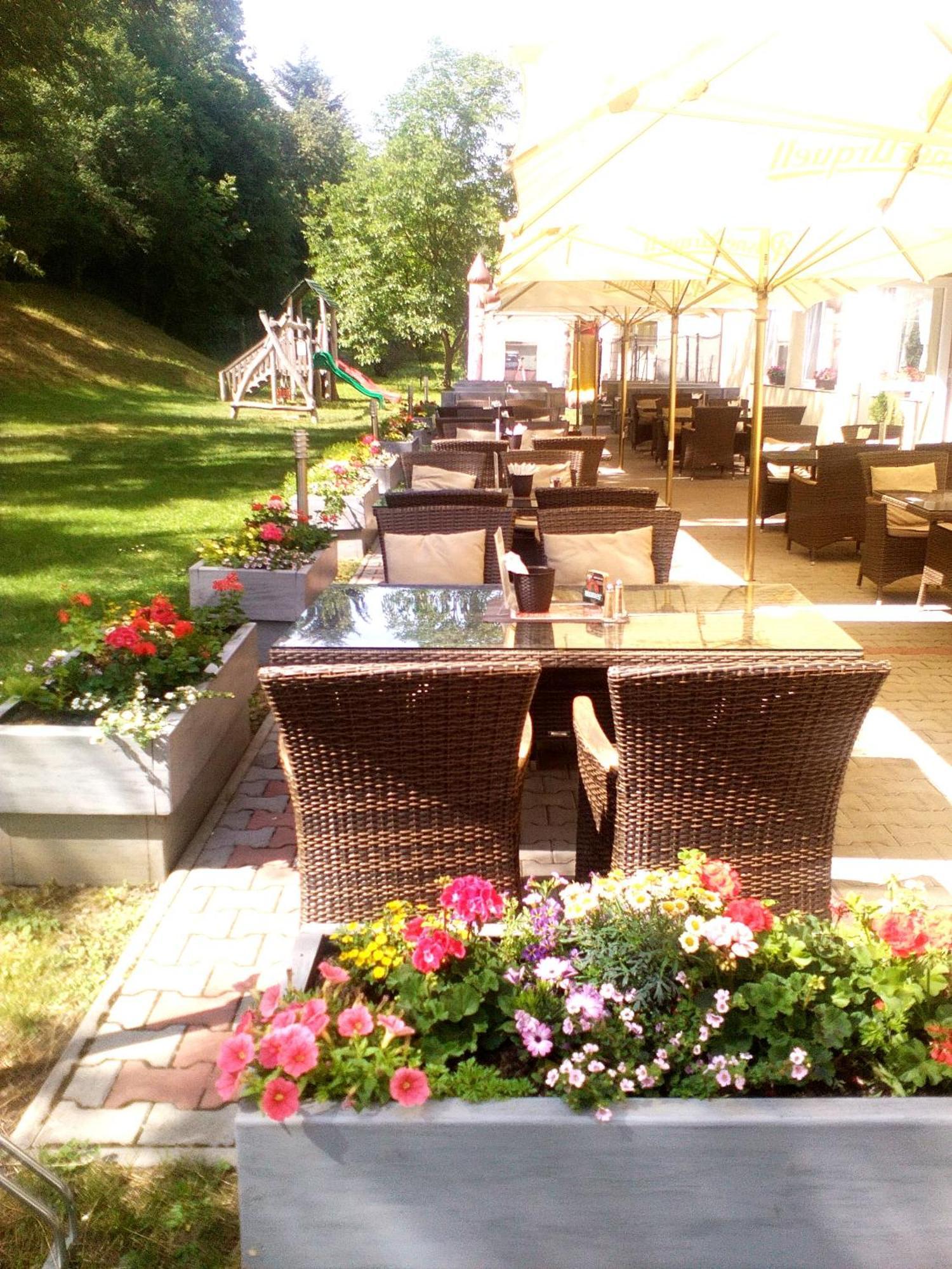 Hotel Garni Повазька-Бистріца Екстер'єр фото