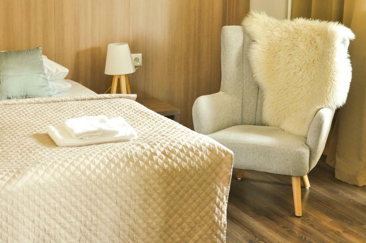 Hotel Garni Повазька-Бистріца Екстер'єр фото