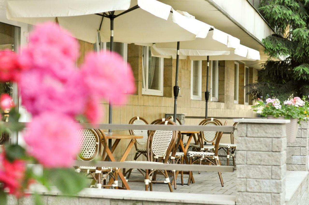 Hotel Garni Повазька-Бистріца Екстер'єр фото